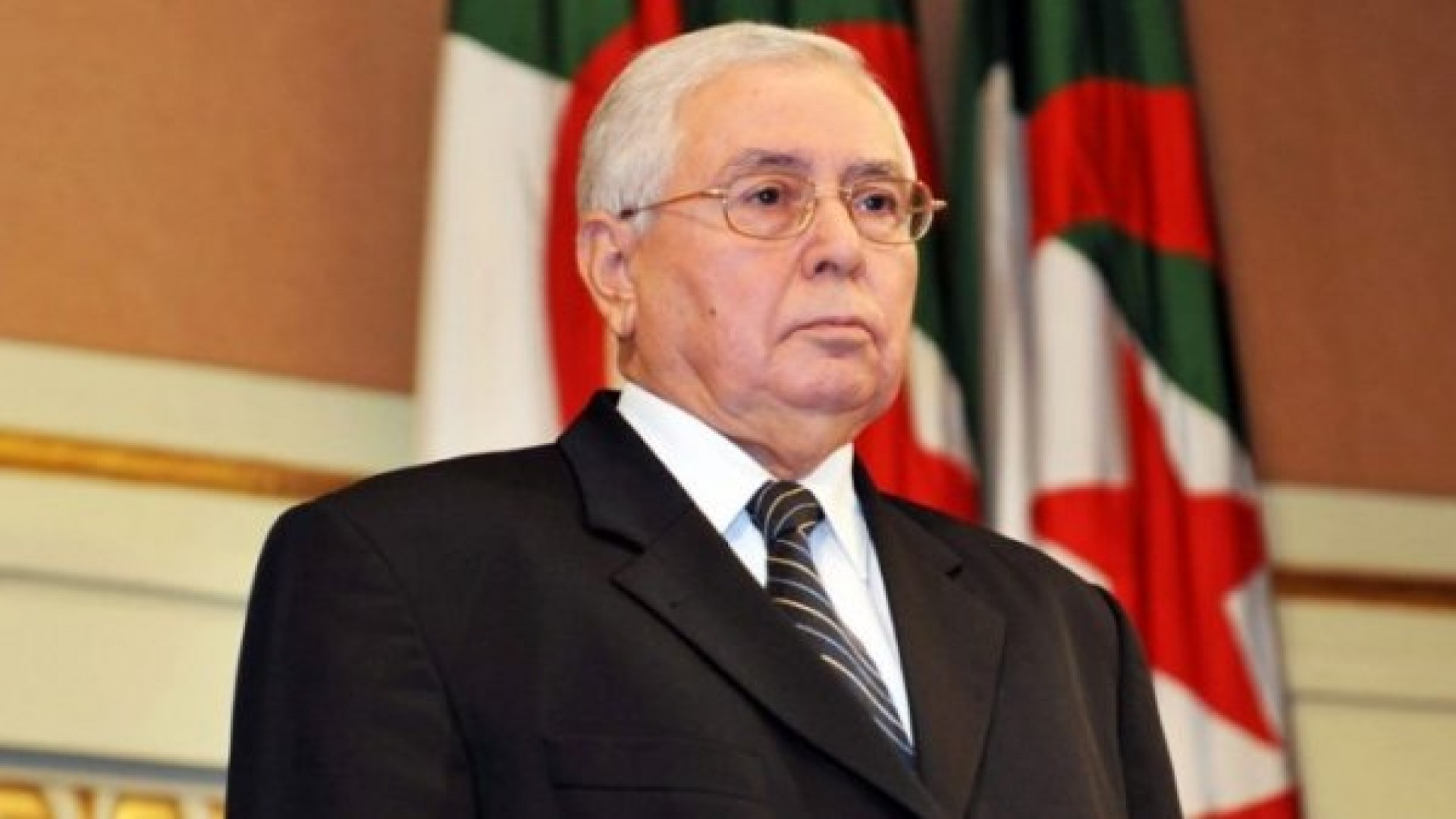 هل صحيح ان عبد القادر بن صالح امر بالافراج عن بعض العناصر الحكومية التي هي الان في السجن وذلك ايام المسيرات للحوار معها